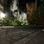 Apartamento 2 Quartos Com Piscina Em Copacabana